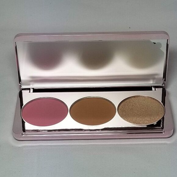 Girlactik - Blush Me & Glow Face Palette - Blush Me Light - Picture 1 of 15